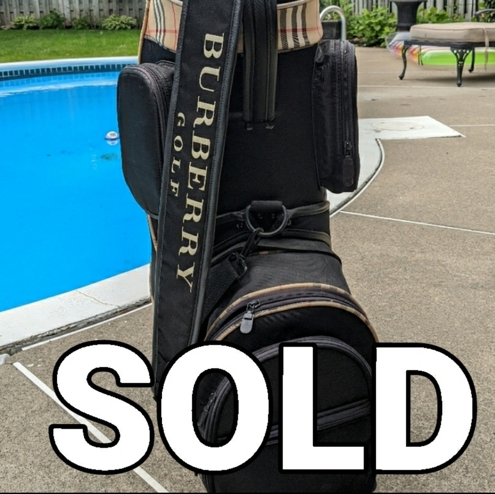 BURBERRY GOLF BAG